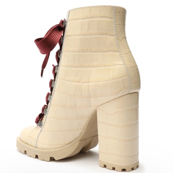 🎁 Giftable 🎁 SCHUTZ Zhara Crocodile-Embossed Leather Bootie - Picture 8 of 9